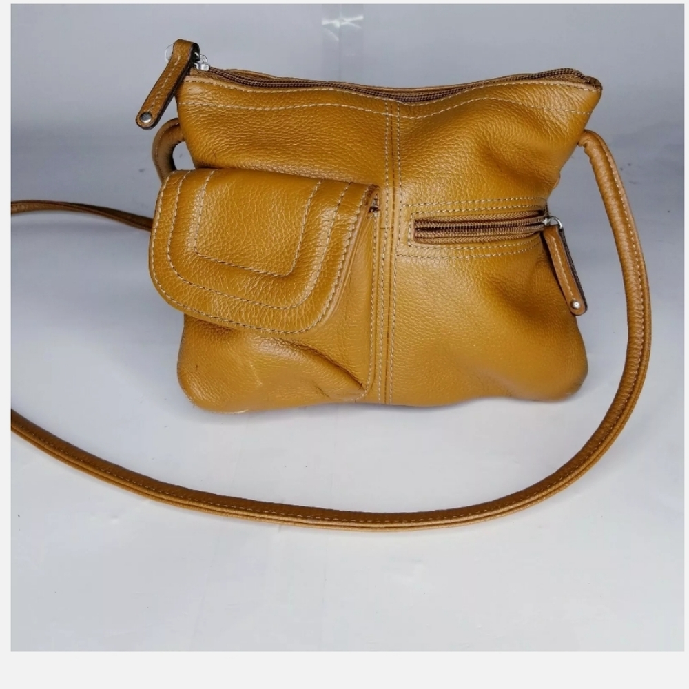TIGNANELLO Peanut Butter Brown Pebbled Leather Crossbody Messenger Bag Purse
